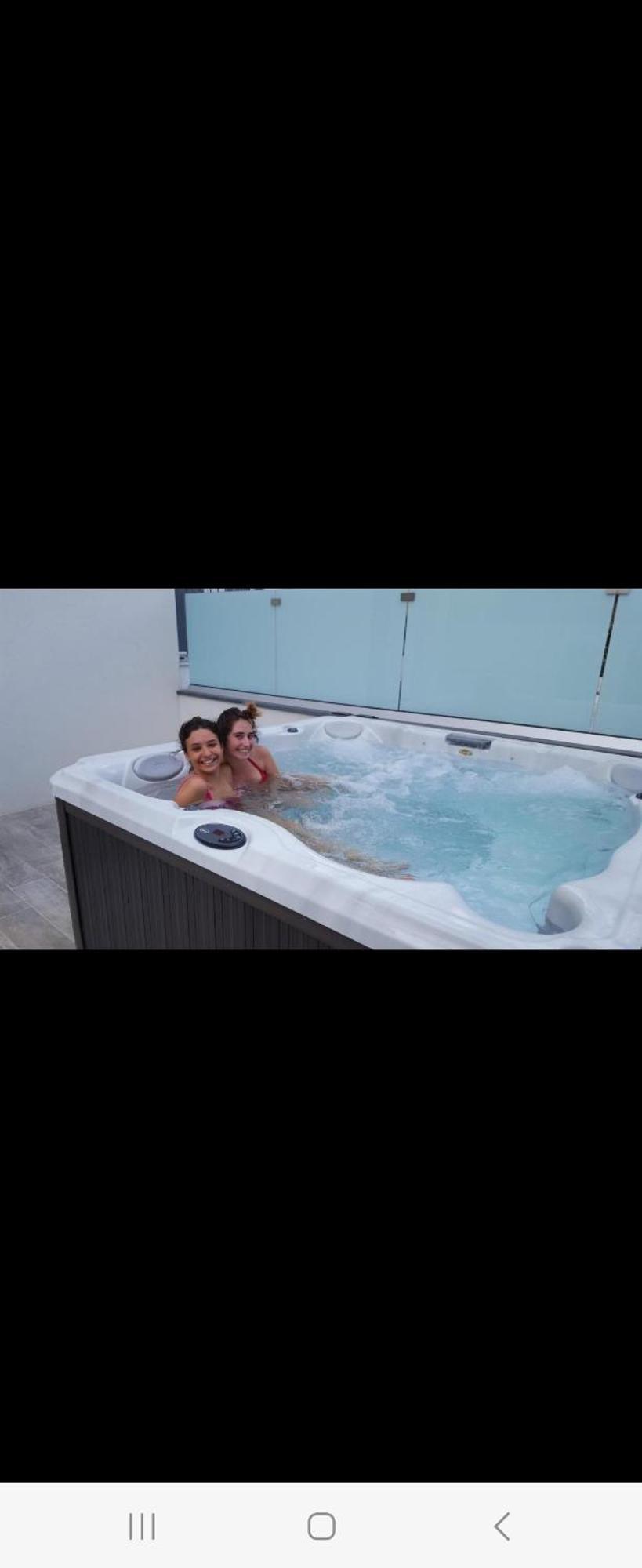 Afrodite Suites Deluxe 아그로폴리 외부 사진