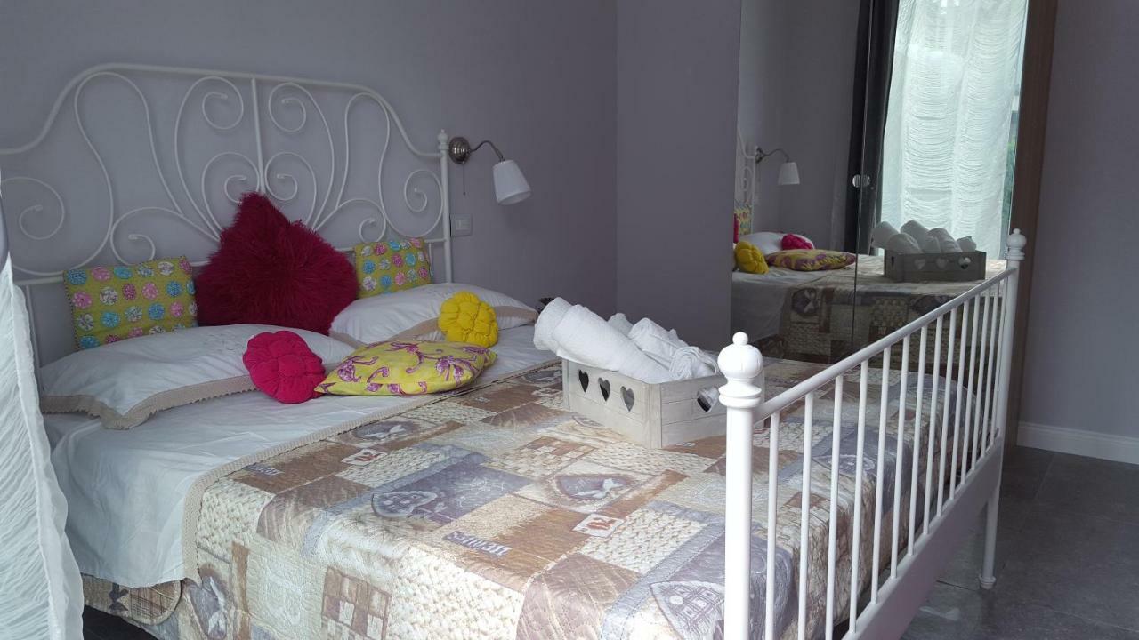 Afrodite Suites Deluxe 아그로폴리 외부 사진