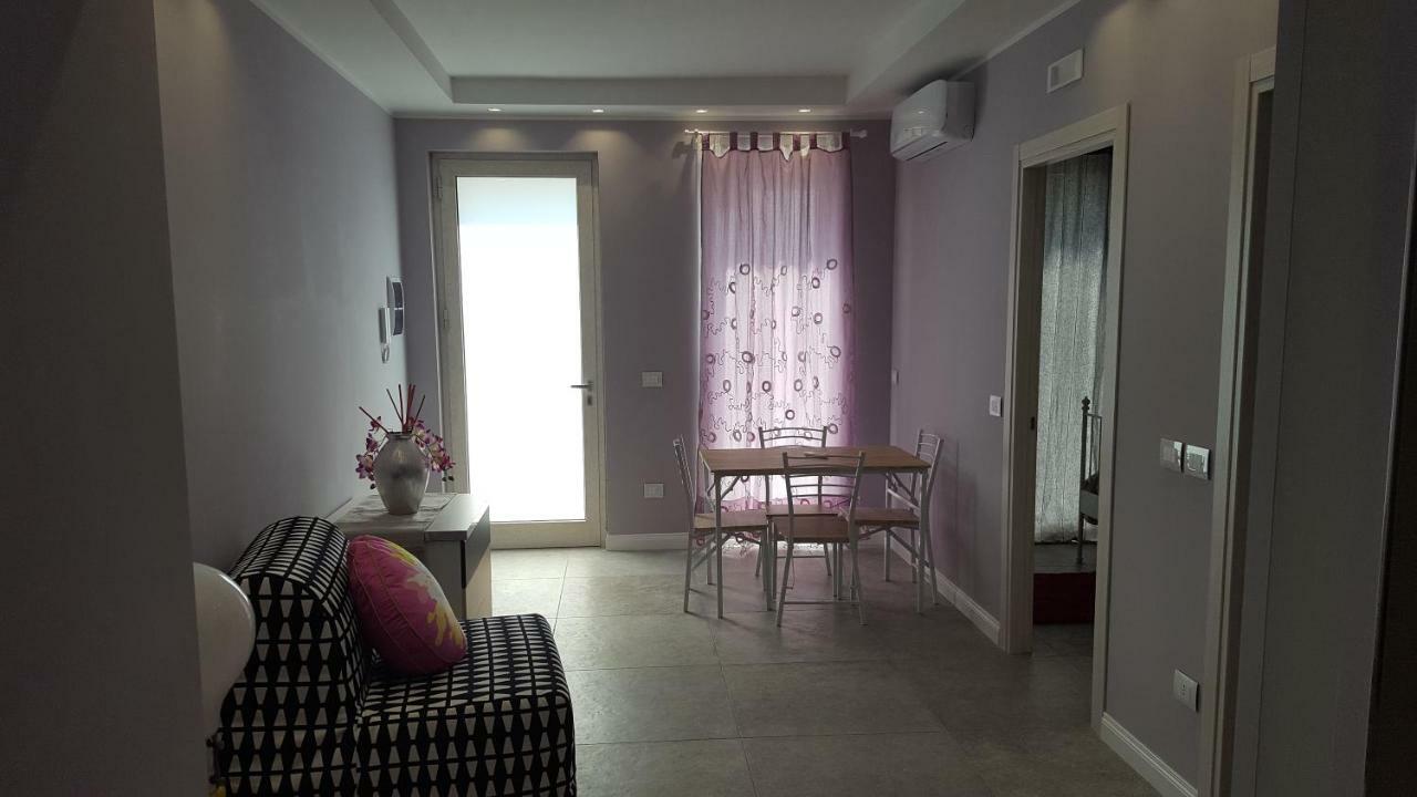 Afrodite Suites Deluxe 아그로폴리 외부 사진