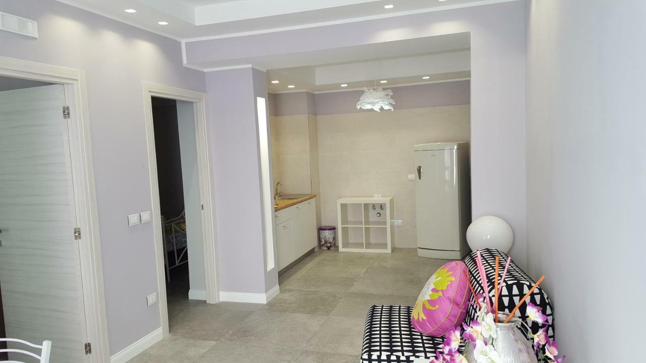 Afrodite Suites Deluxe 아그로폴리 외부 사진