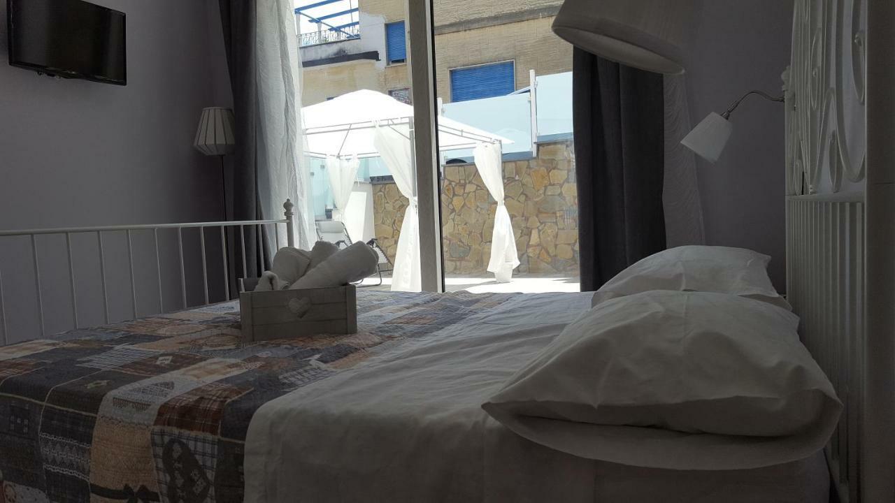 Afrodite Suites Deluxe 아그로폴리 외부 사진